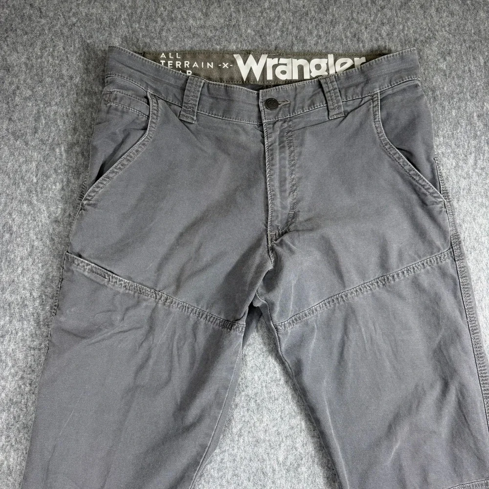 Wrangler Pants Mens 32x30 Grey ATG All Terrain Gear Straight Outdoor Distressed